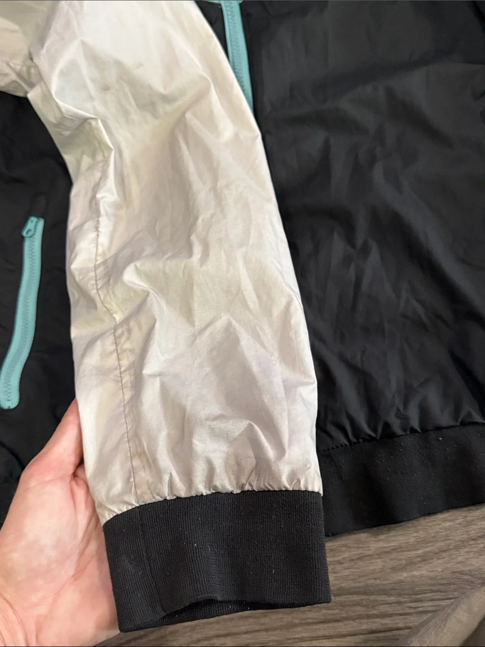 Nike Sportswear Windrunner South Beach Jacket men’s sz M, as is